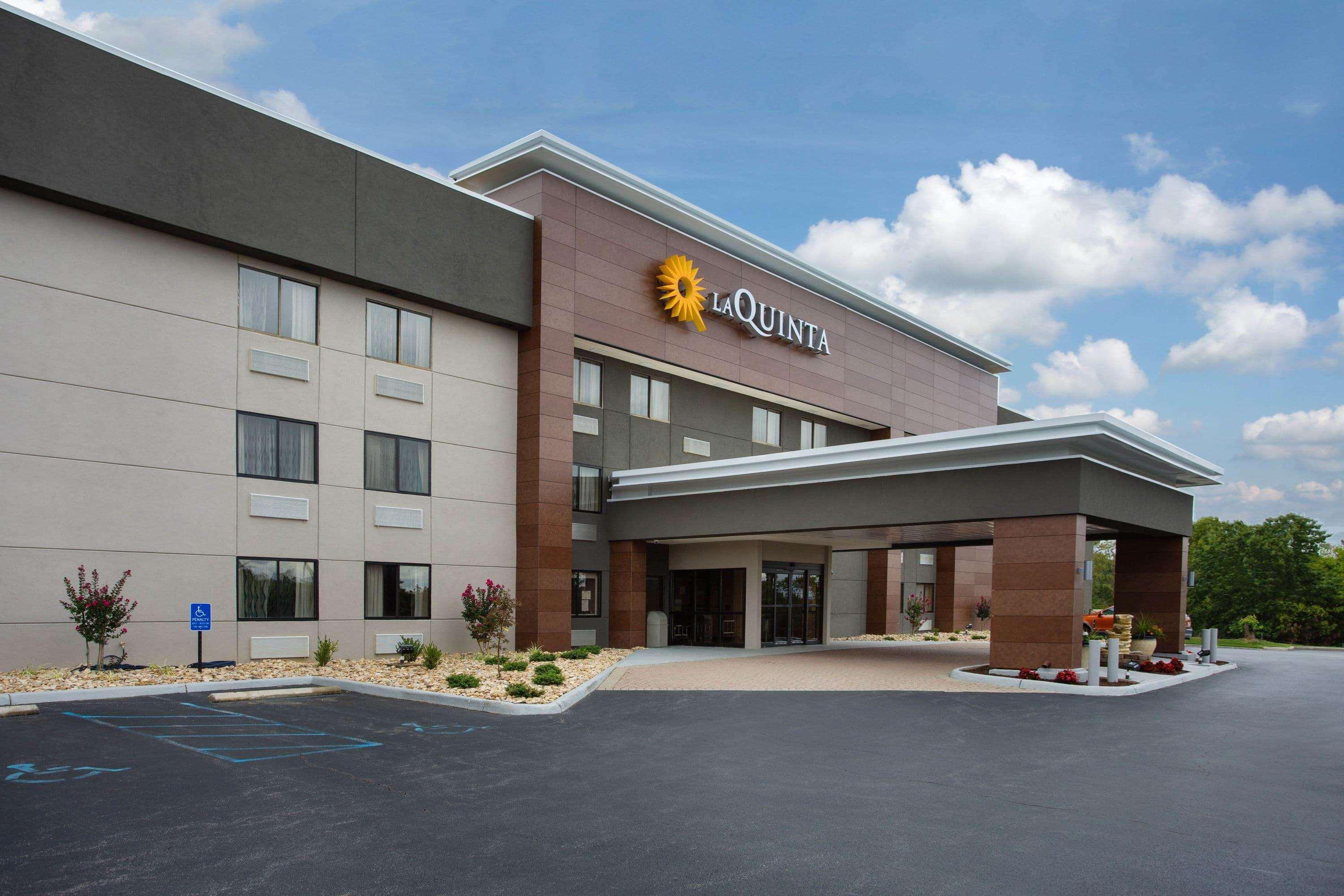 La Quinta Inn By Wyndham Roanoke Сейлем Экстерьер фото