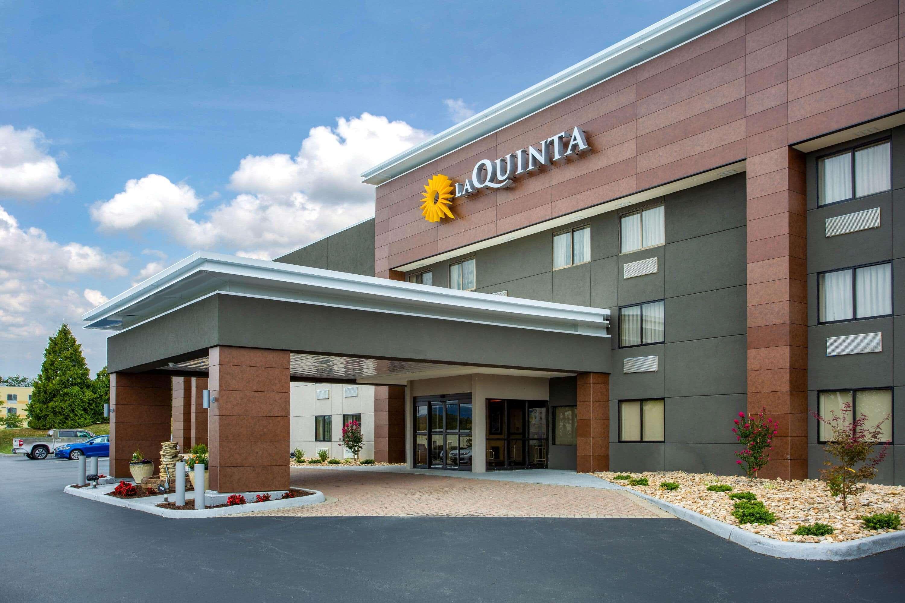 La Quinta Inn By Wyndham Roanoke Сейлем Экстерьер фото